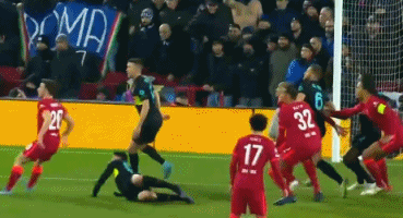 北京国安玄学加持？罕见：河南球迷震撼出征，大量聚集在候车厅